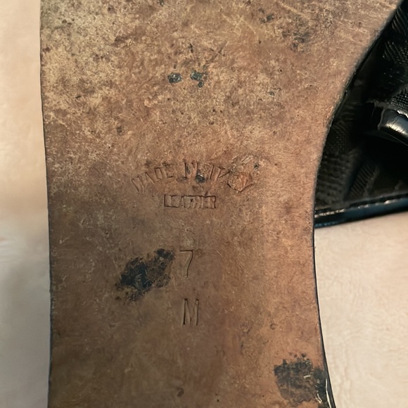 Yves saint Laurent vintage black lace pattern slides. Size 7 - Picture 11 of 13